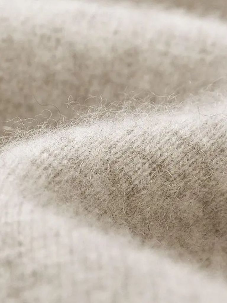 100% Wełna Merino Sweter Kardigan z Dekoltem w Serek