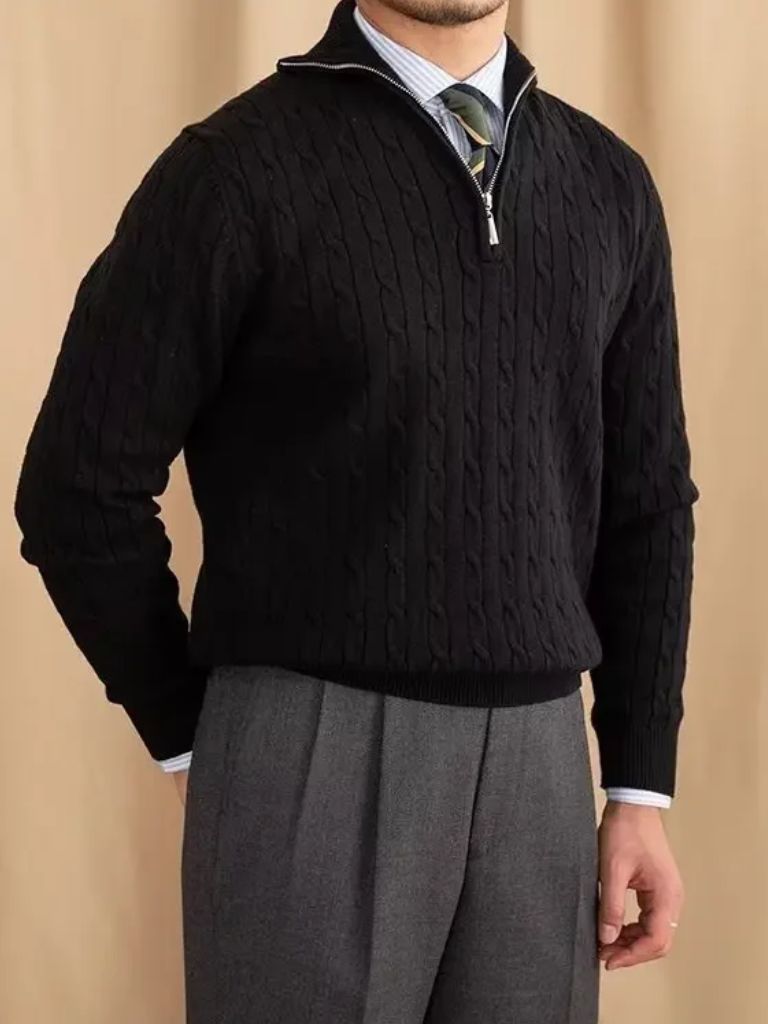 Sweter z dzianiny warkoczowej z zamkiem