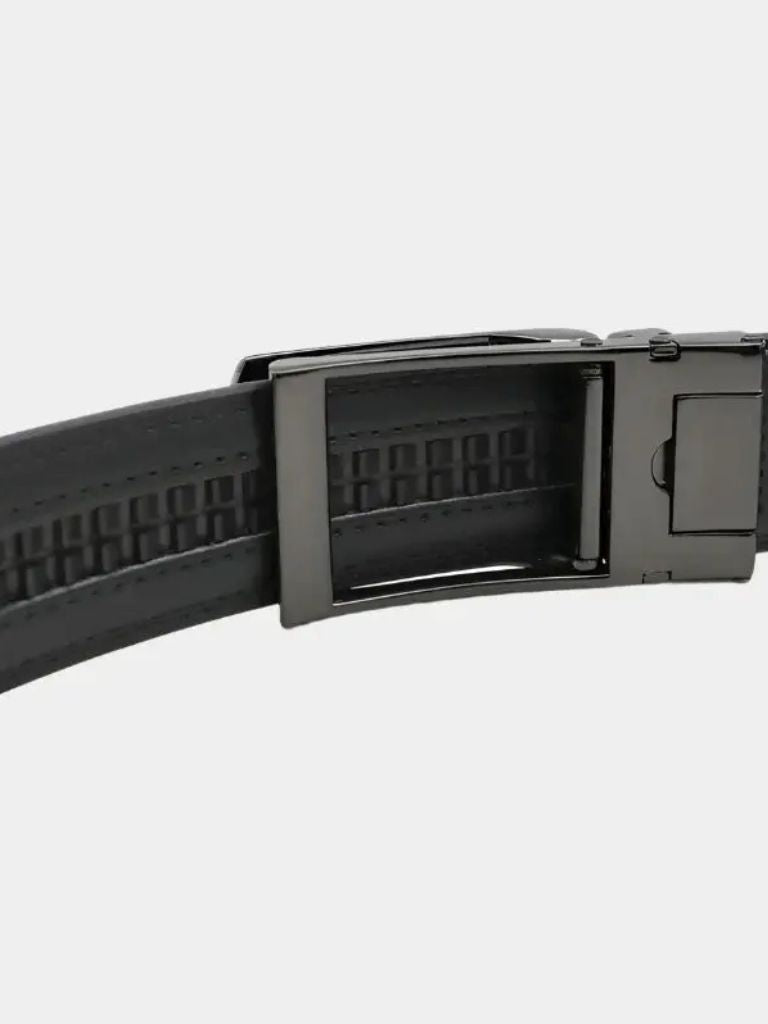 Belt z automatyczną klamrą klikową