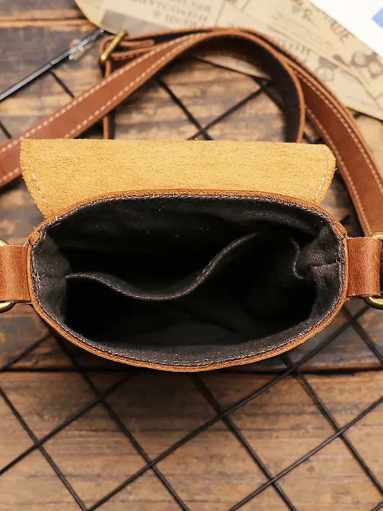 Męska mini torba skórzana na ramię