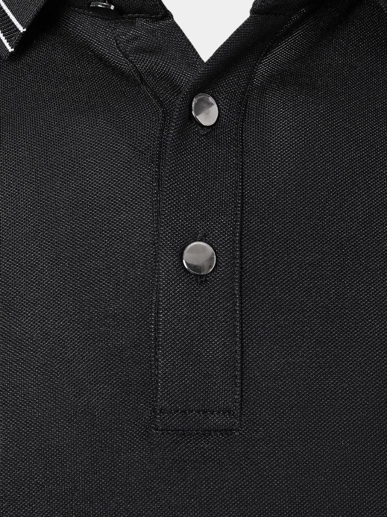 Polo z obsydianowym wykończeniem