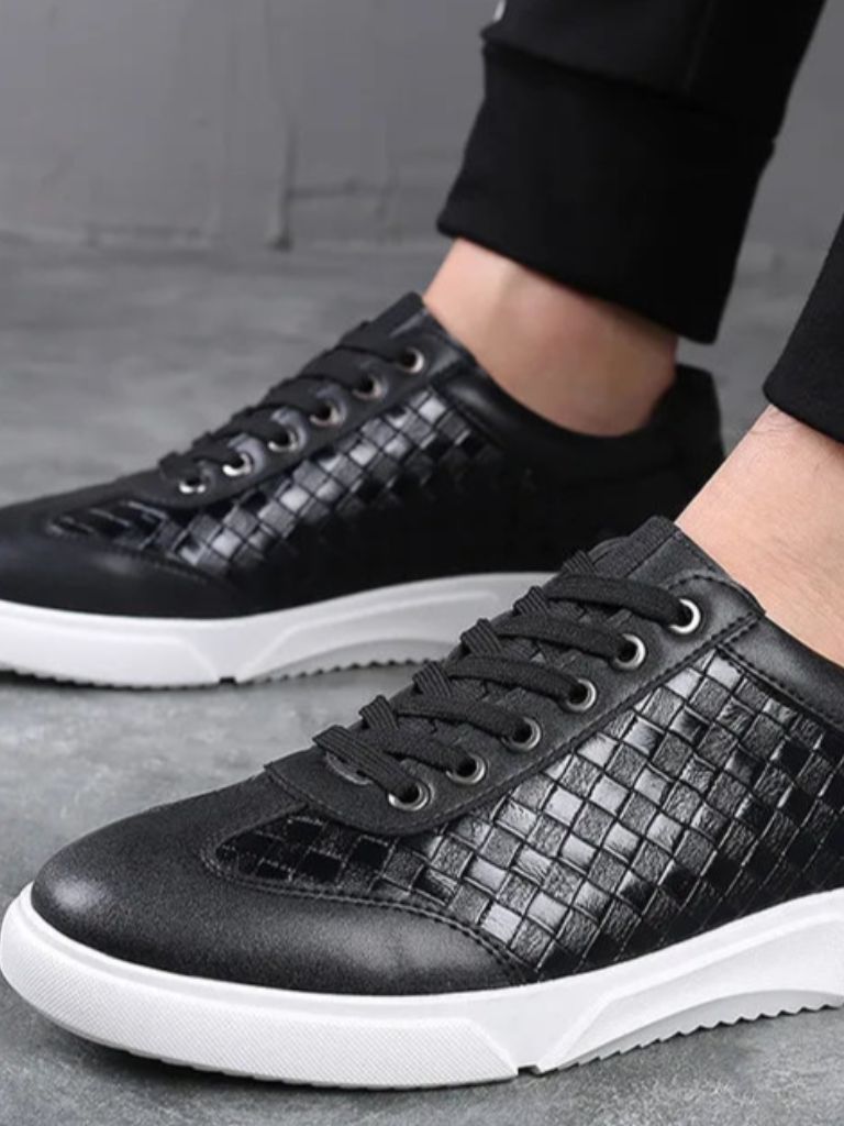 Noir Artisan Shoes